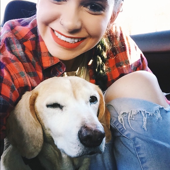 Meet your Posher, Catherine - Picture 1 of 1